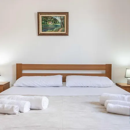 Apollo By Puglia On Line Apartment *